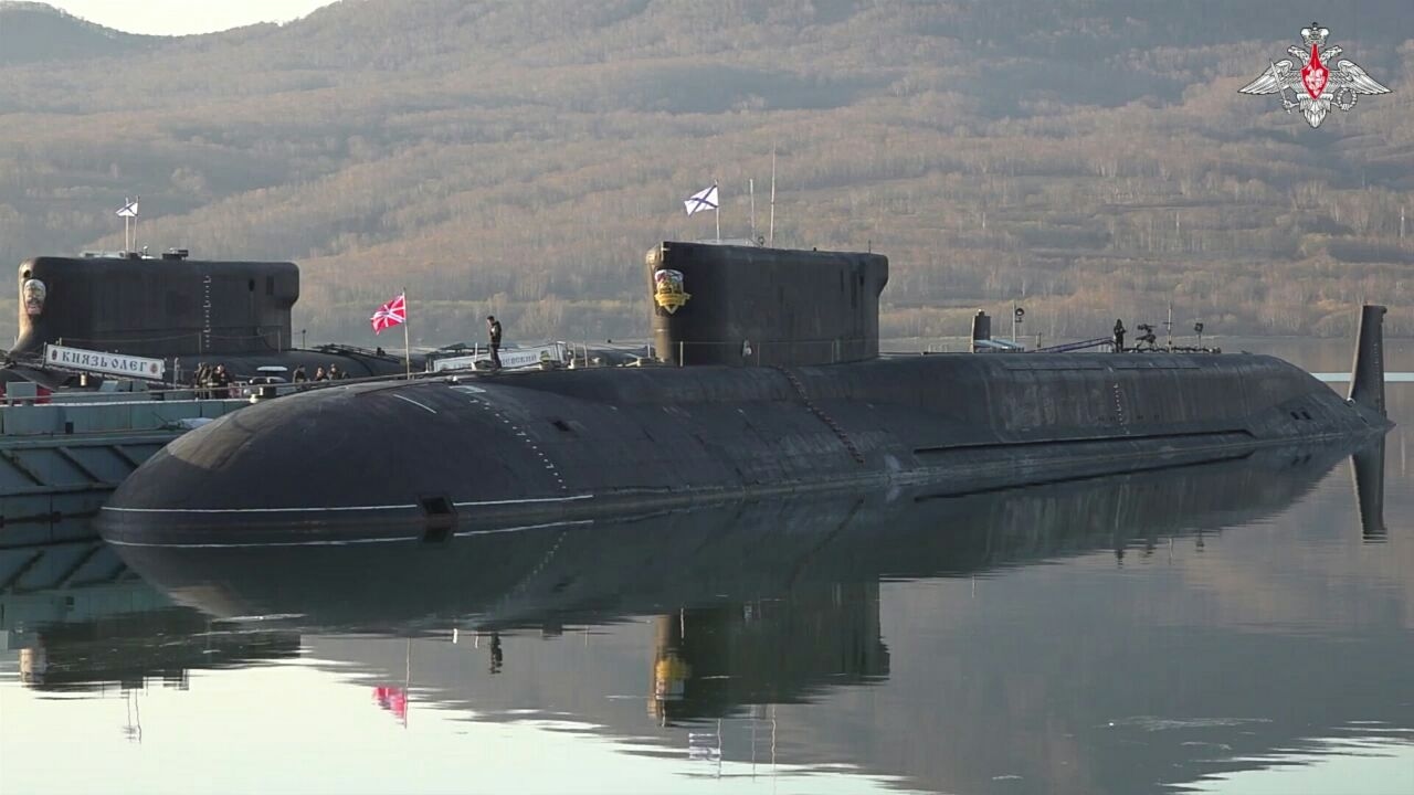 В Вилючинске: К-554 «Император Александр III», К-553 «Генералиссимус Суворов»