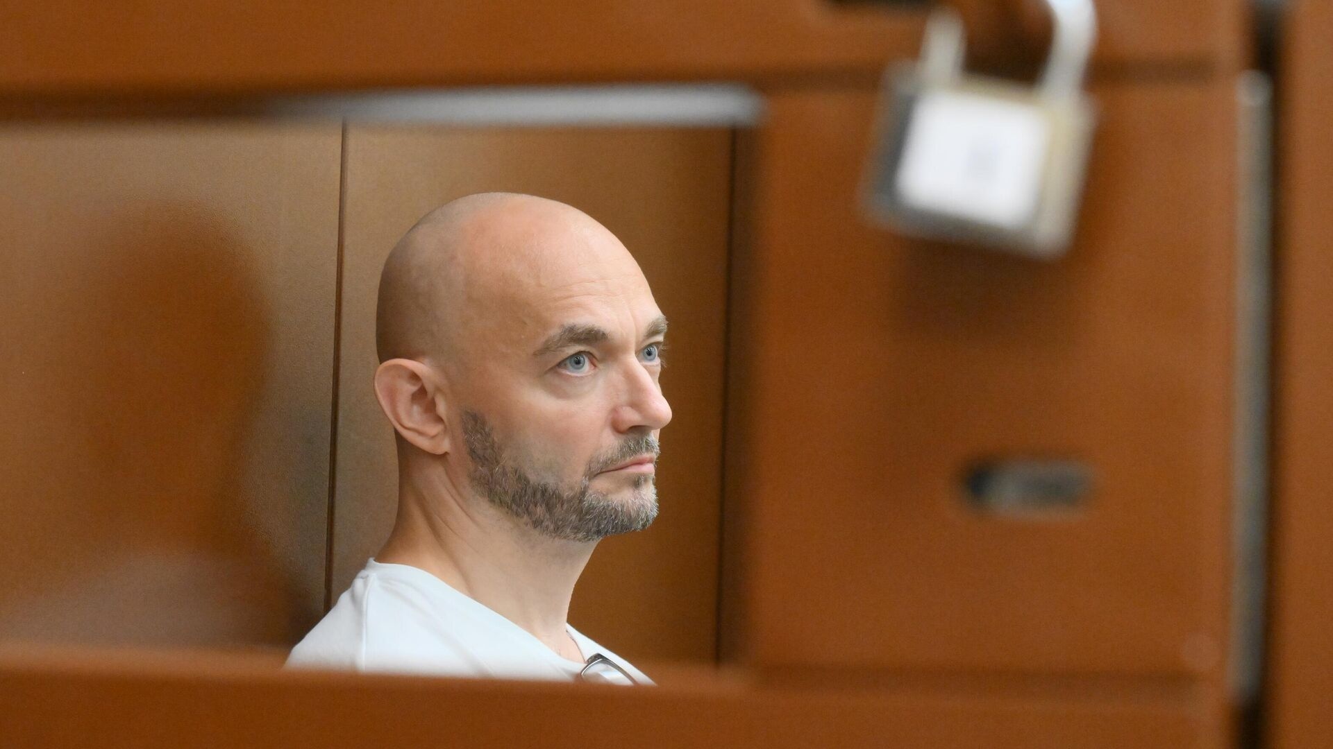 Бывший заместитель министра цифрового развития, связи и массовых коммуникаций РФ Максим Паршин в Хамовническом районном суде в Москве. Архивное фото: © РИА «Новости» / Илья Питалев 