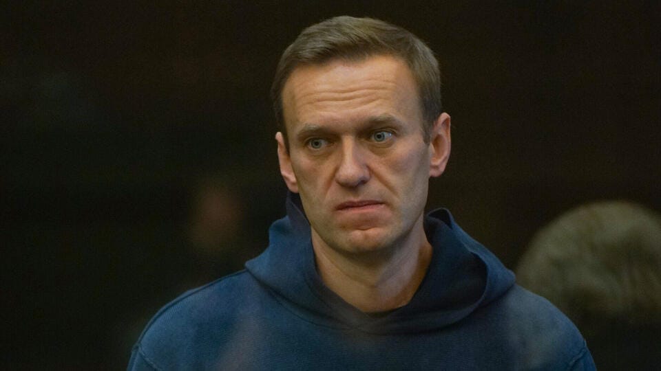 Навального в третий раз отправили в ШИЗО, теперь он проведет там неделю