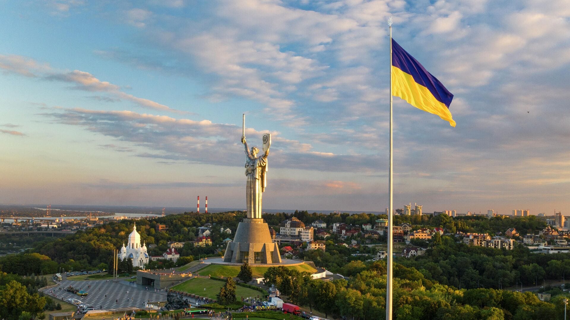 Граждане Украины и президент Зеленский номинированы на премию Сахарова 
