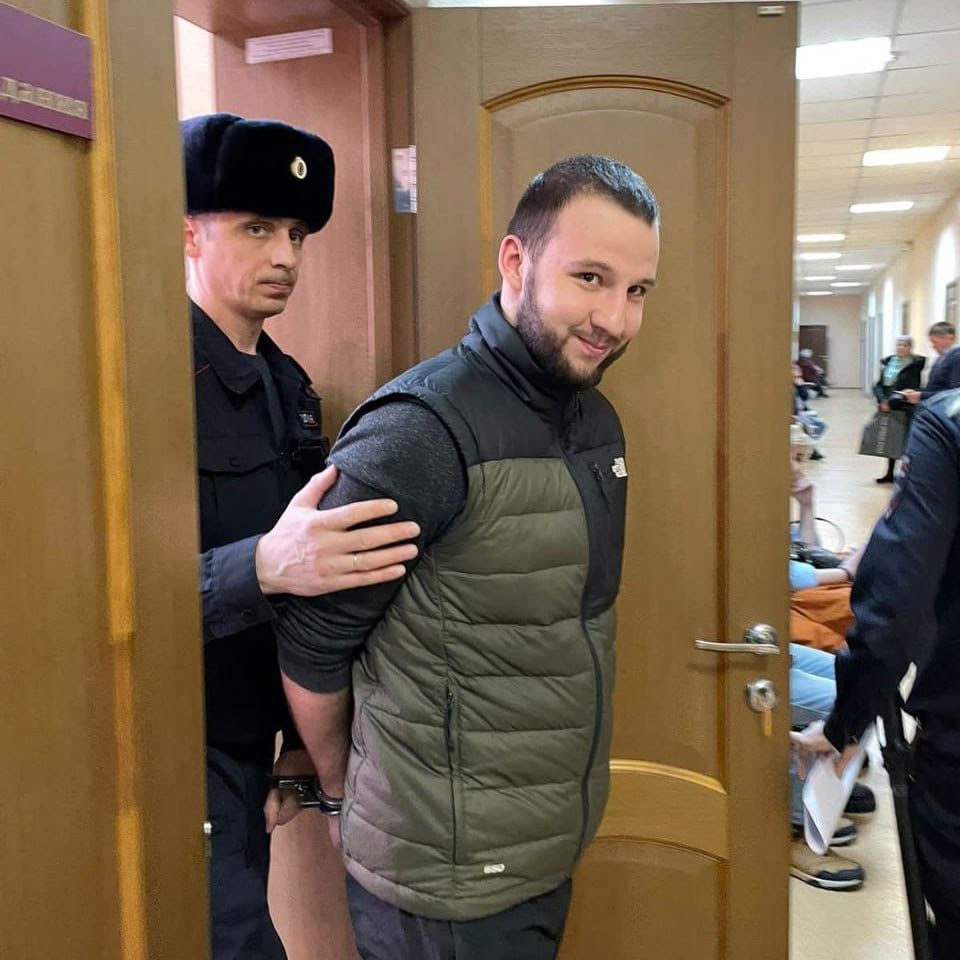 Для новосибирца Ильи Бабурина запросили 26 лет колонии по делу о подготовке поджога военкомата