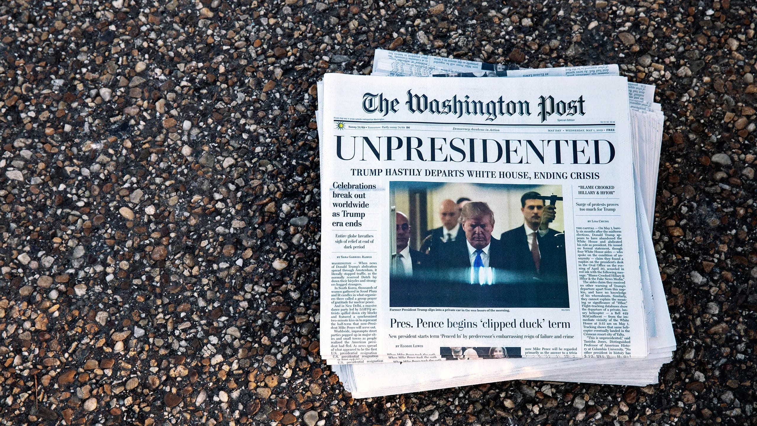 После того как The Washington Post отказалась публично поддержать Камалу Харрис, подписку на газету отменили 200 тысяч читателей