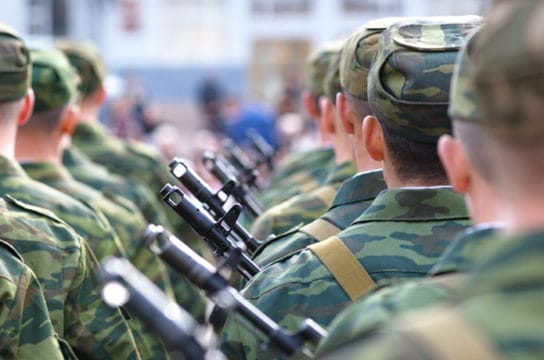 Число россиян на альтернативной службе достигло рекорда за 14 лет. Но количество отказов в переводе увеличивается — правозащитники