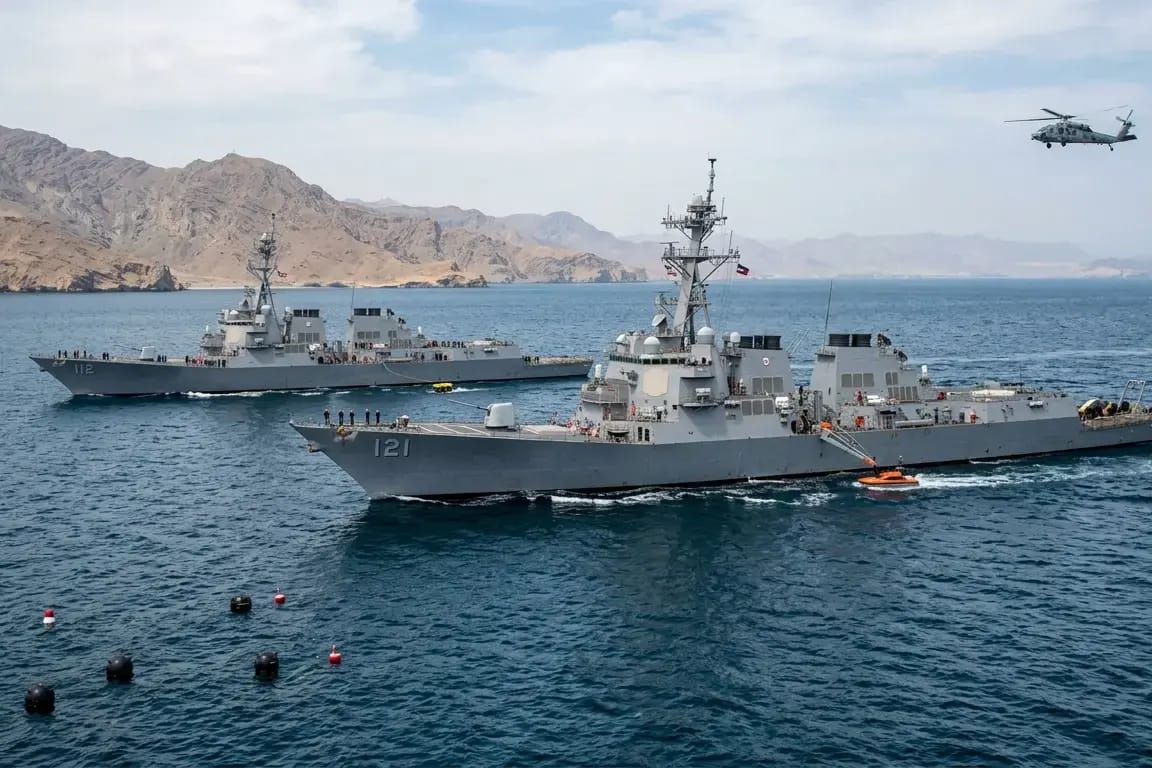 Фейк кремлевских СМИ: иранские вооруженные силы не позволили американским эсминцам пройти Ормузский пролив